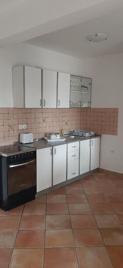 Villa Dobra Family Apartments Vir Exterior foto